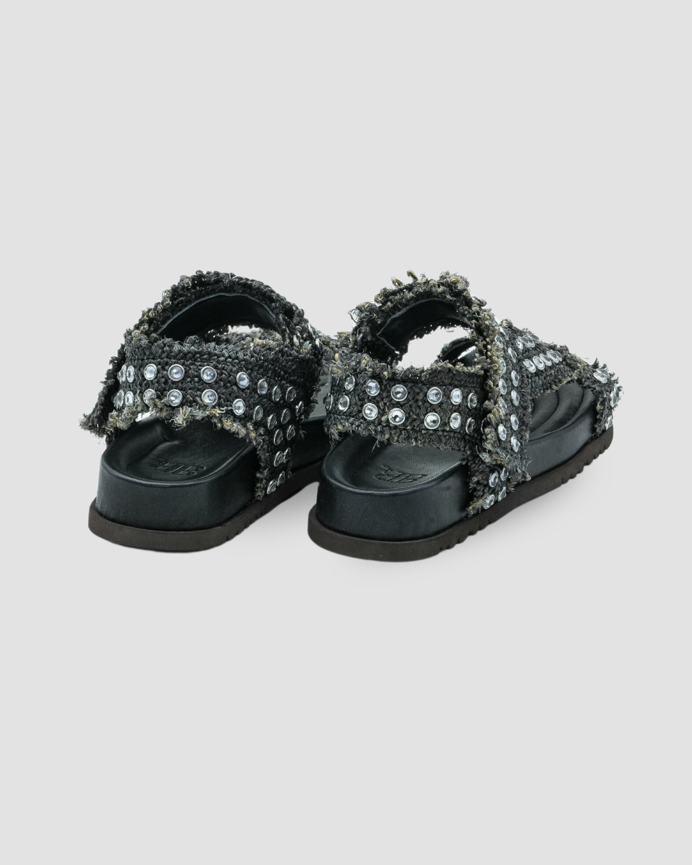 Sandalo NEWYOUK02 raffia Black con borchie