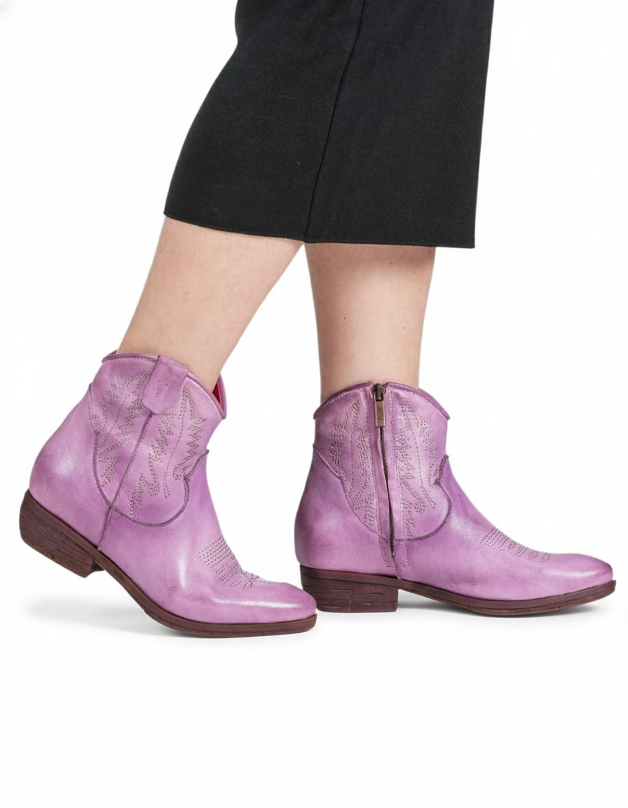 STIVALETTO TEXANO IN BUFALO LILLA